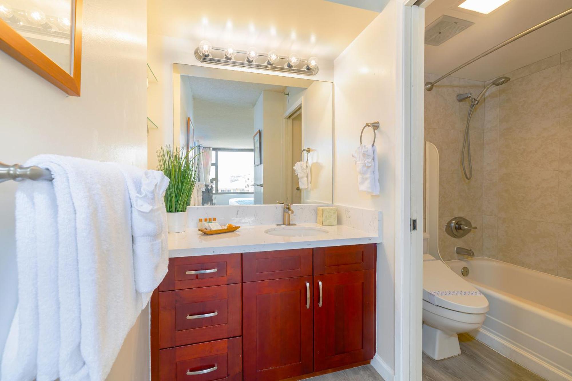 Mountain View Getaway, Free Parking And Beach Steps Away Honolulu Luaran gambar
